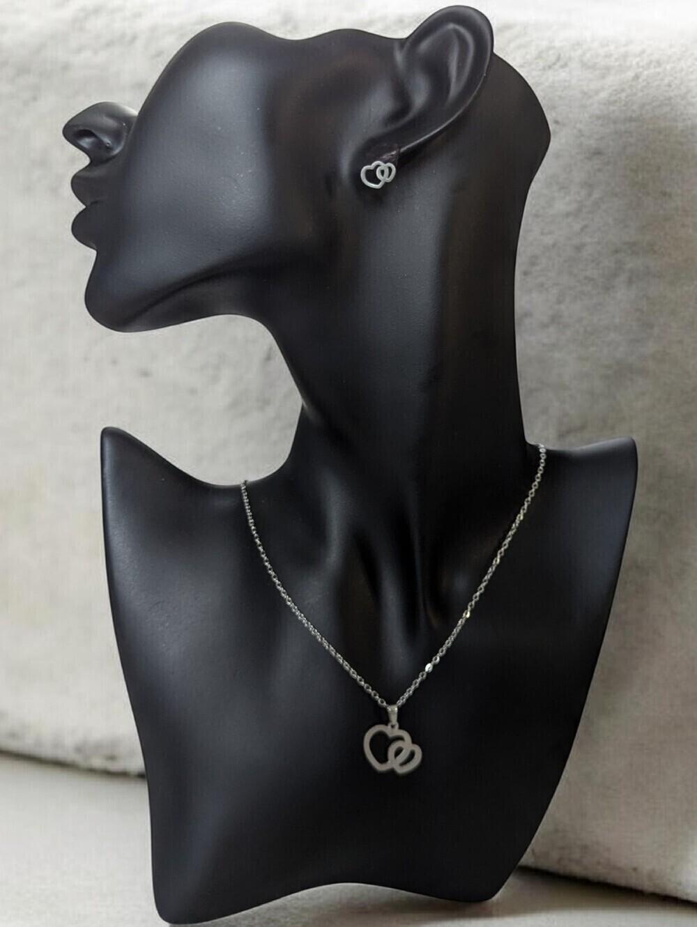 Silver toned Interlocking Heart Necklace and Stud Earrings Set Stainless Steel